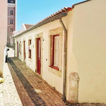 Apartments In The Castle Of S Jorge Lisbona Esterno foto