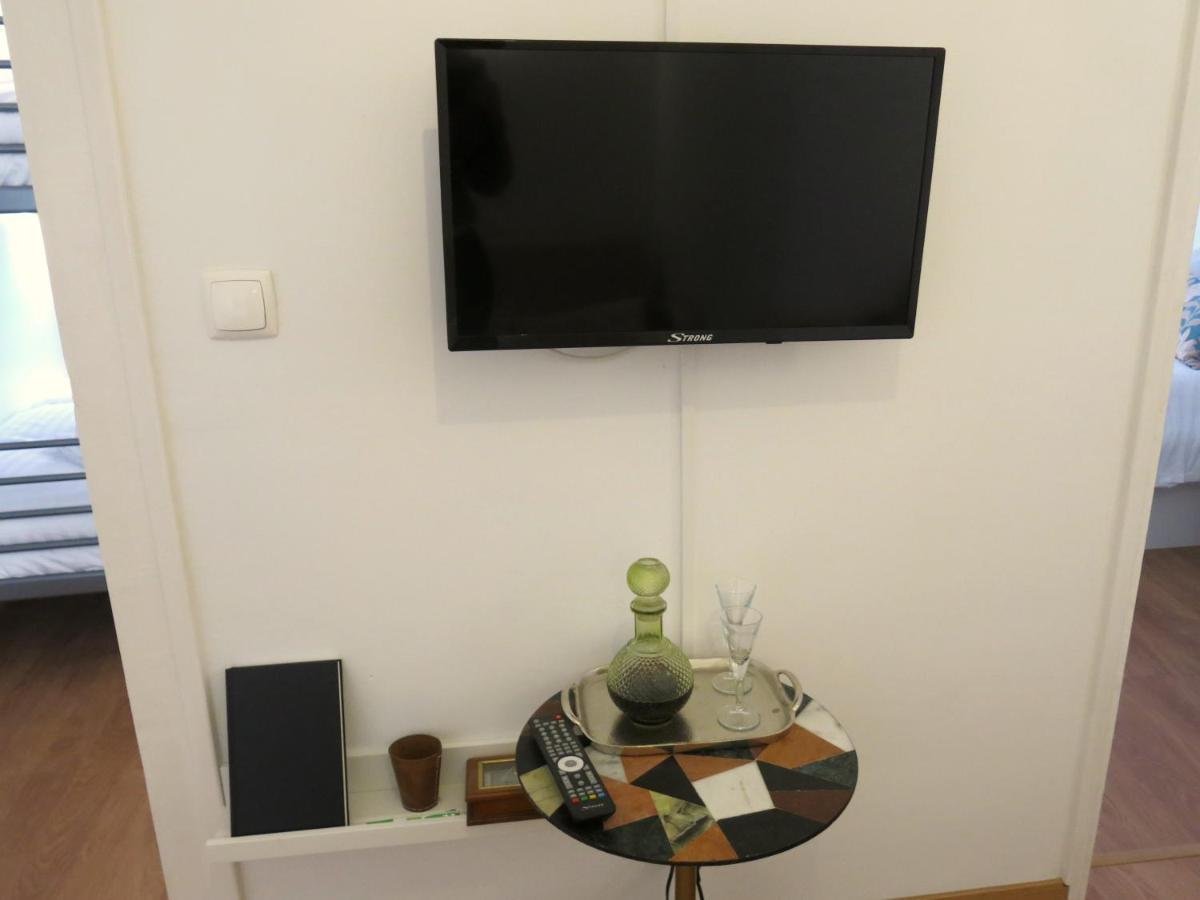 Apartments In The Castle Of S Jorge Lisbona Esterno foto